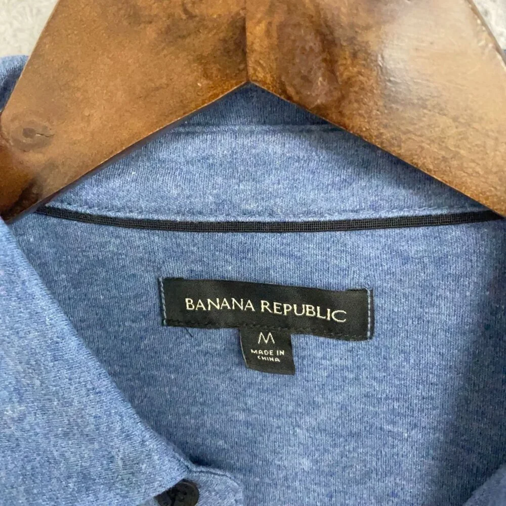 NEW Banana Republic Men's M Luxe Touch Performance Polo Shirt  Blue